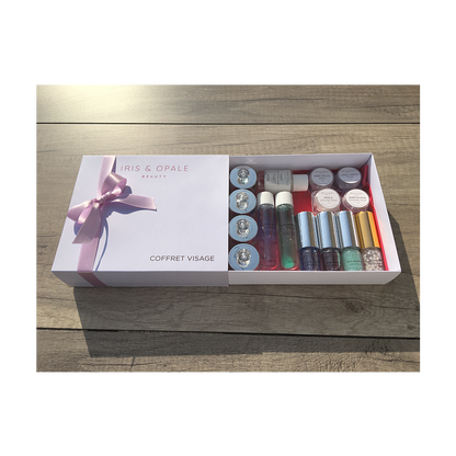 Coffret Galaxie visage | Iris & Opale Beauty. Découvrez nos 15 soins visage emblématiques en format mini. Aux pierres fines et aux extraits végétaux bio. Pour tous les types de peau. Idée cadeau.